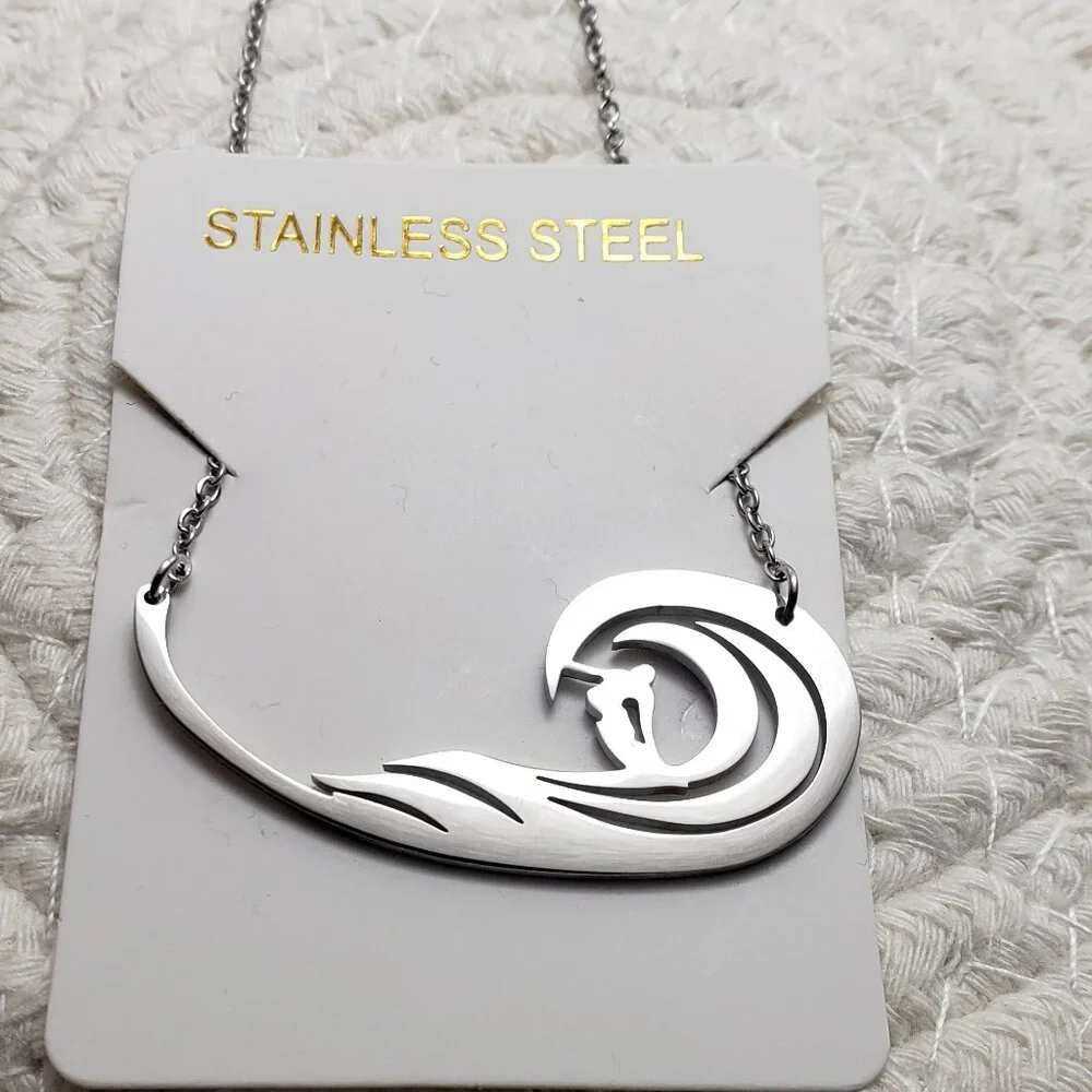 Close 2 UR Heart stainless steel 18 inch necklace riding the waves